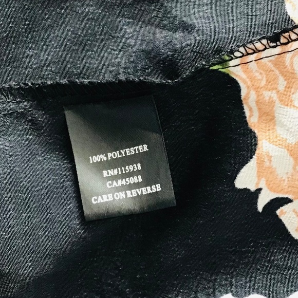 OSCAR ST. size S long black floral satin wrap dress with slit sleeves - Picture 8 of 8